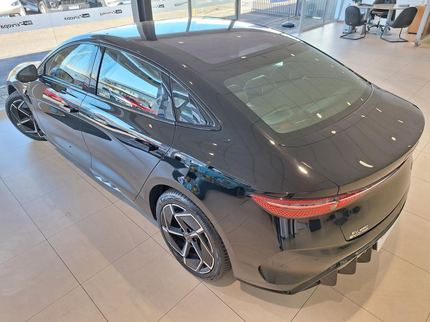 BYD Seal Elétrico 2024 – Tecnologia, desempenho e sofisticação