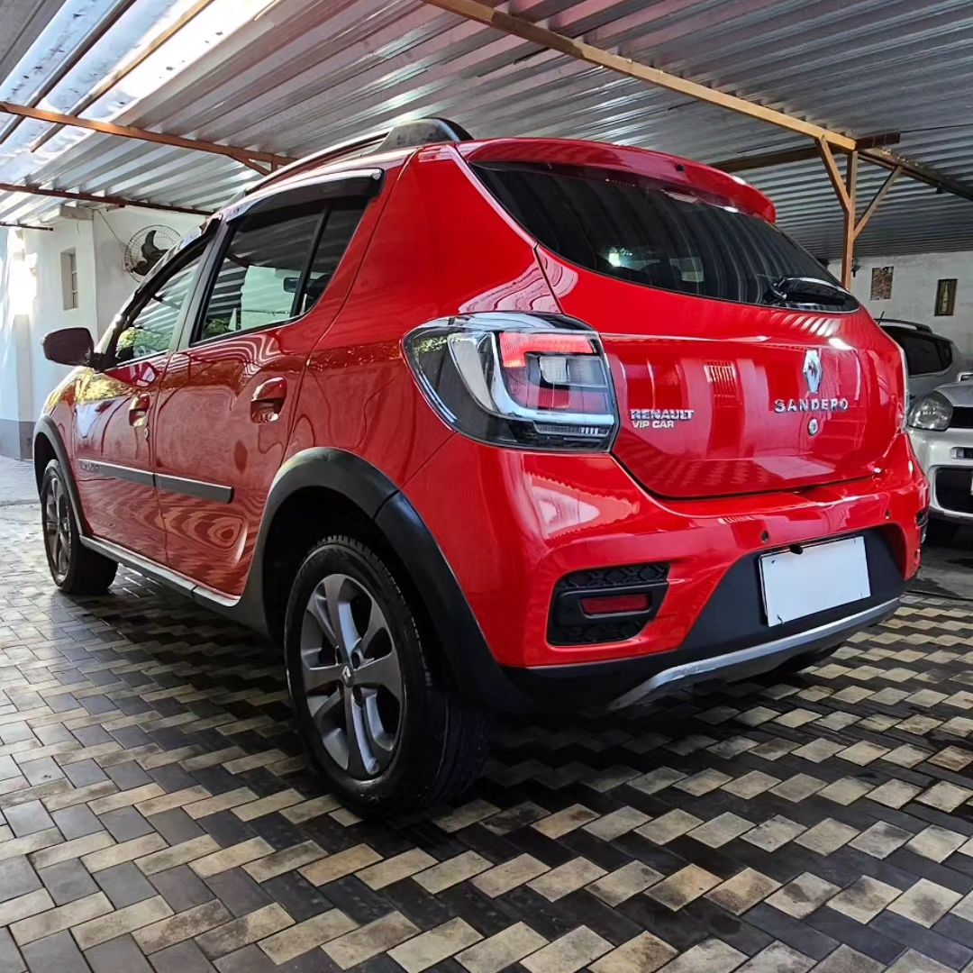 RENAULT SANDERO STEPWAY RIP CURL HI-POWER 1.6 8V FLEX  MANUAL 5P –  2017