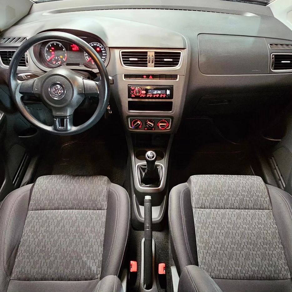 FOX 1.6 MI TOTAL FLEX  8V MANUAL 5P – 2014